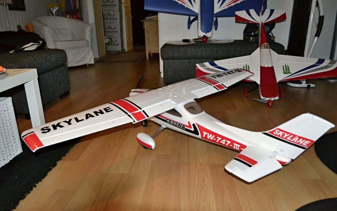 FMS Cessna Skylane 182
